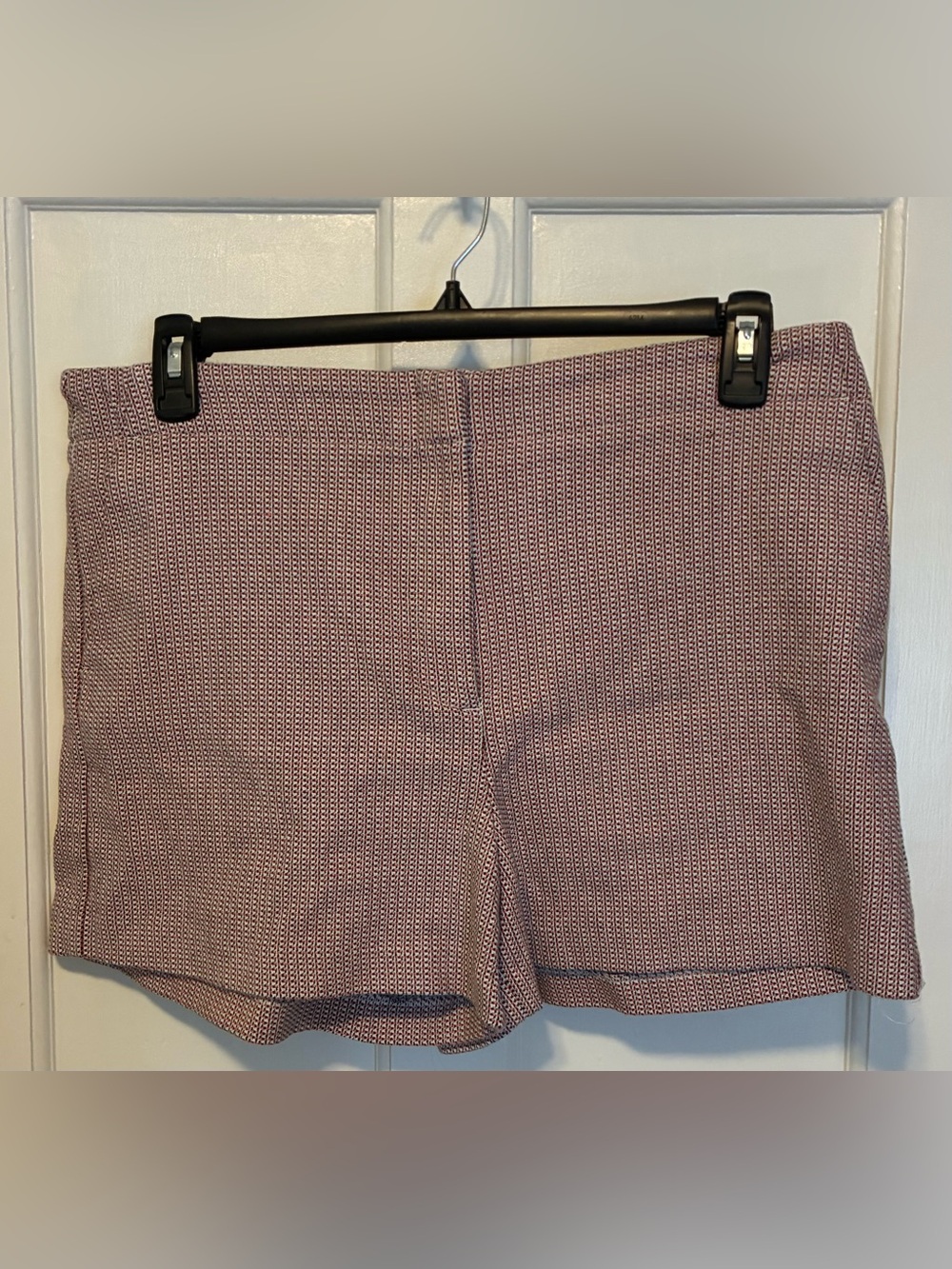 LOFT Women’s Tweed Flat-Front Shorts in Mauve Pattern